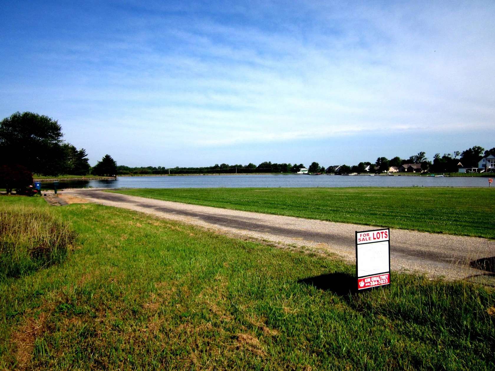 1.65 Acres of Residential Land for Sale in Carmi, Illinois