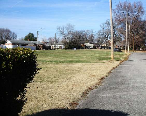 Residential Land for Sale in Carmi, Illinois