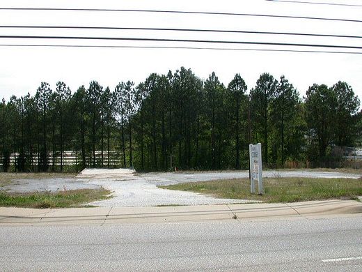 1.1 Acres of Commercial Land for Sale in Greenwood, South Carolina