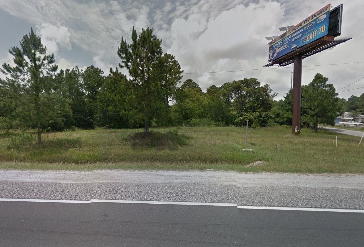 0.38 Acres of Commercial Land for Sale in Navarre, Florida