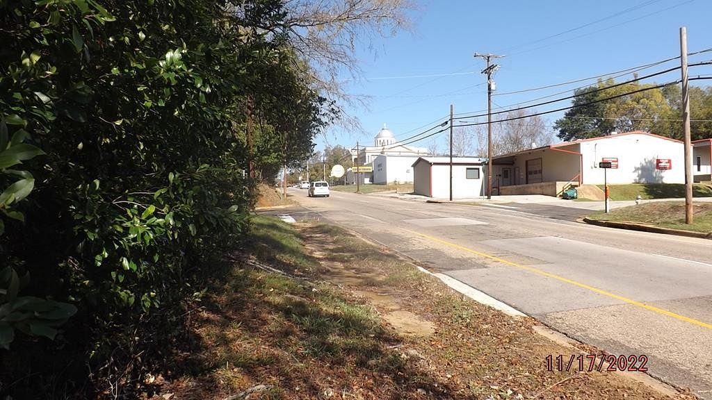0.25 Acres of Commercial Land for Sale in Palestine, Texas