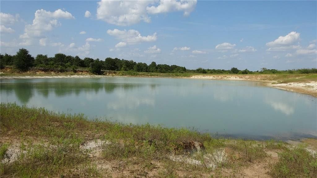 109 Acres of Land for Sale in Boyd, Texas