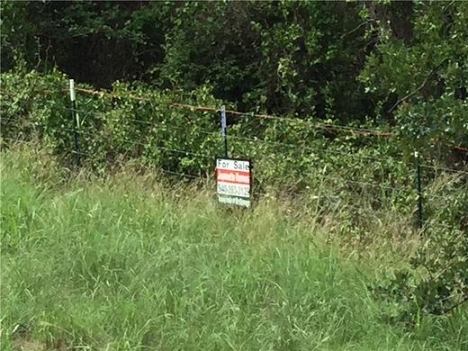 6 Acres of Residential Land for Sale in Paradise, Texas