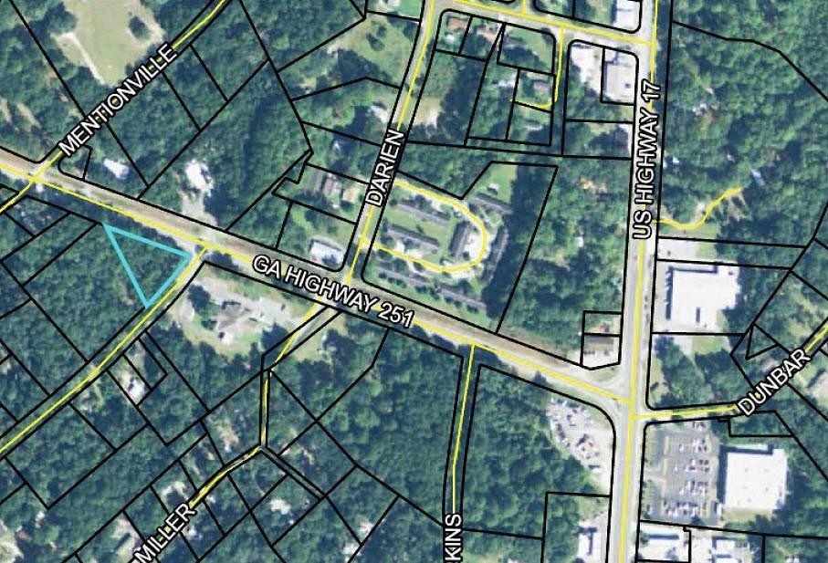 0.6 Acres of Commercial Land for Sale in Darien, Georgia