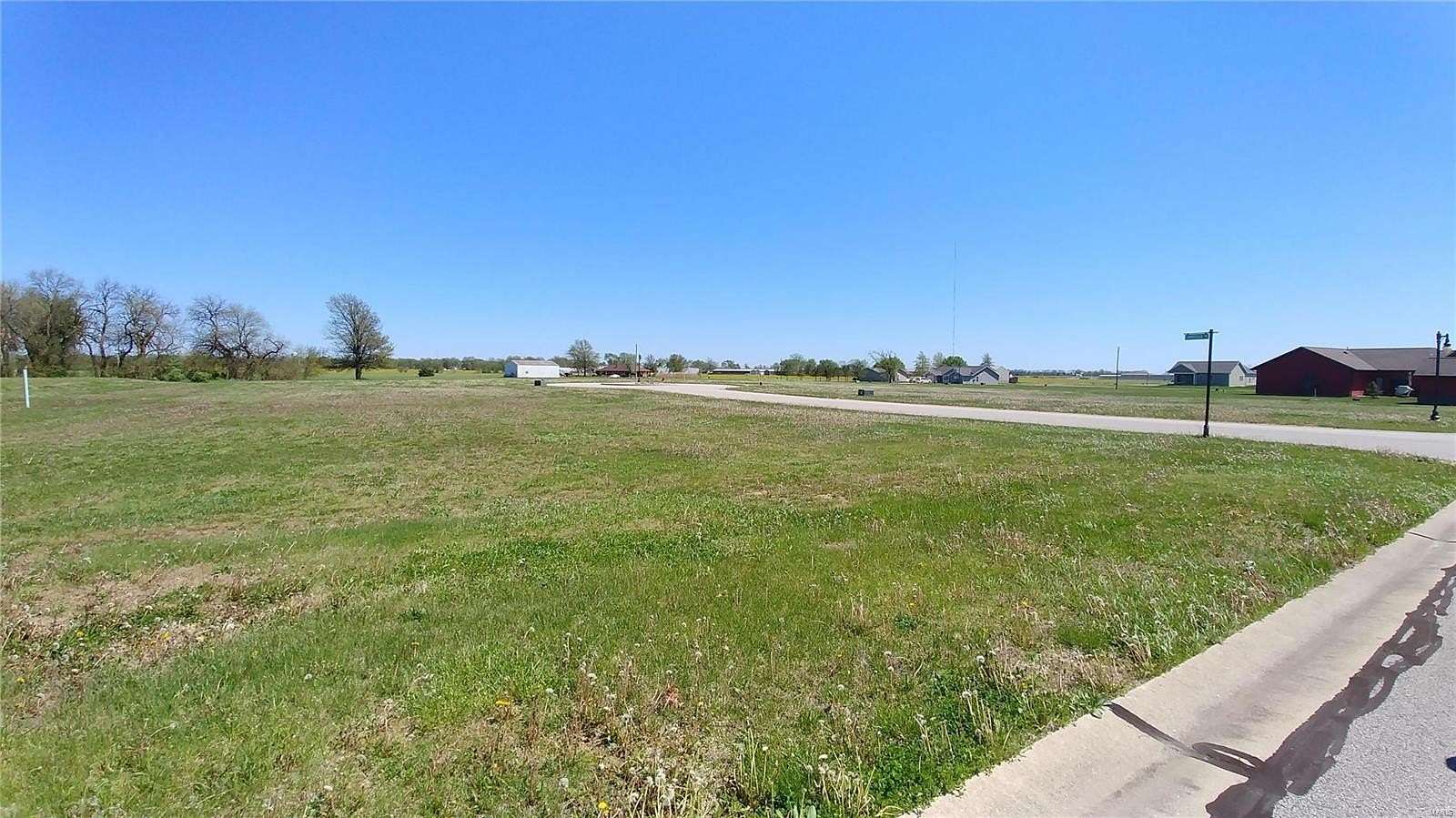 0.17 Acres of Residential Land for Sale in Carlyle, Illinois