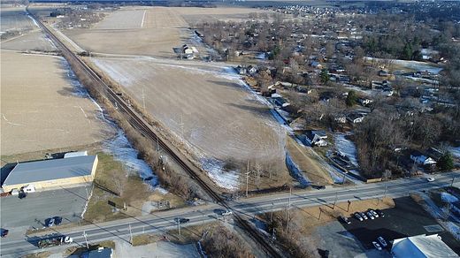 11.1 Acres of Land for Sale in Highland, Illinois