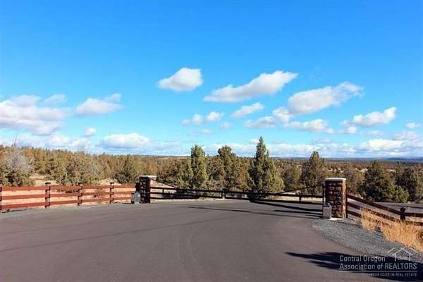 5 Acres of Residential Land for Sale in Prineville, Oregon