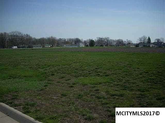 0.49 Acres of Residential Land for Sale in Mason City, Iowa
