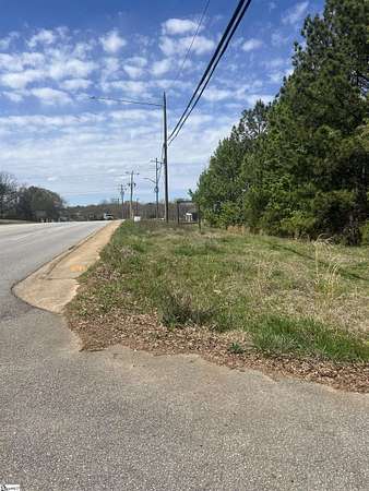 1.44 Acres of Commercial Land for Sale in Fountain Inn, South Carolina