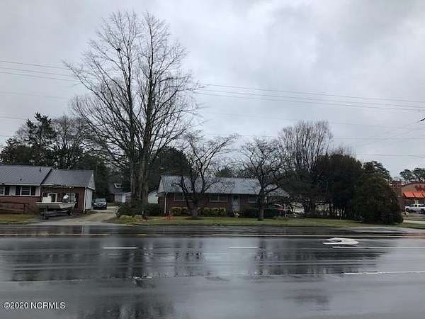 1.37 Acres of Commercial Land for Sale in Richlands, North Carolina