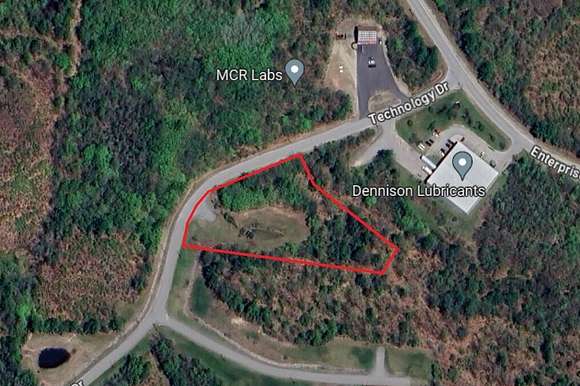 2.5 Acres of Land for Sale in Gardiner, Maine