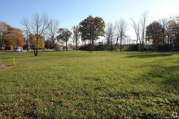 1.33 Acres of Commercial Land for Sale in Roseville, Michigan