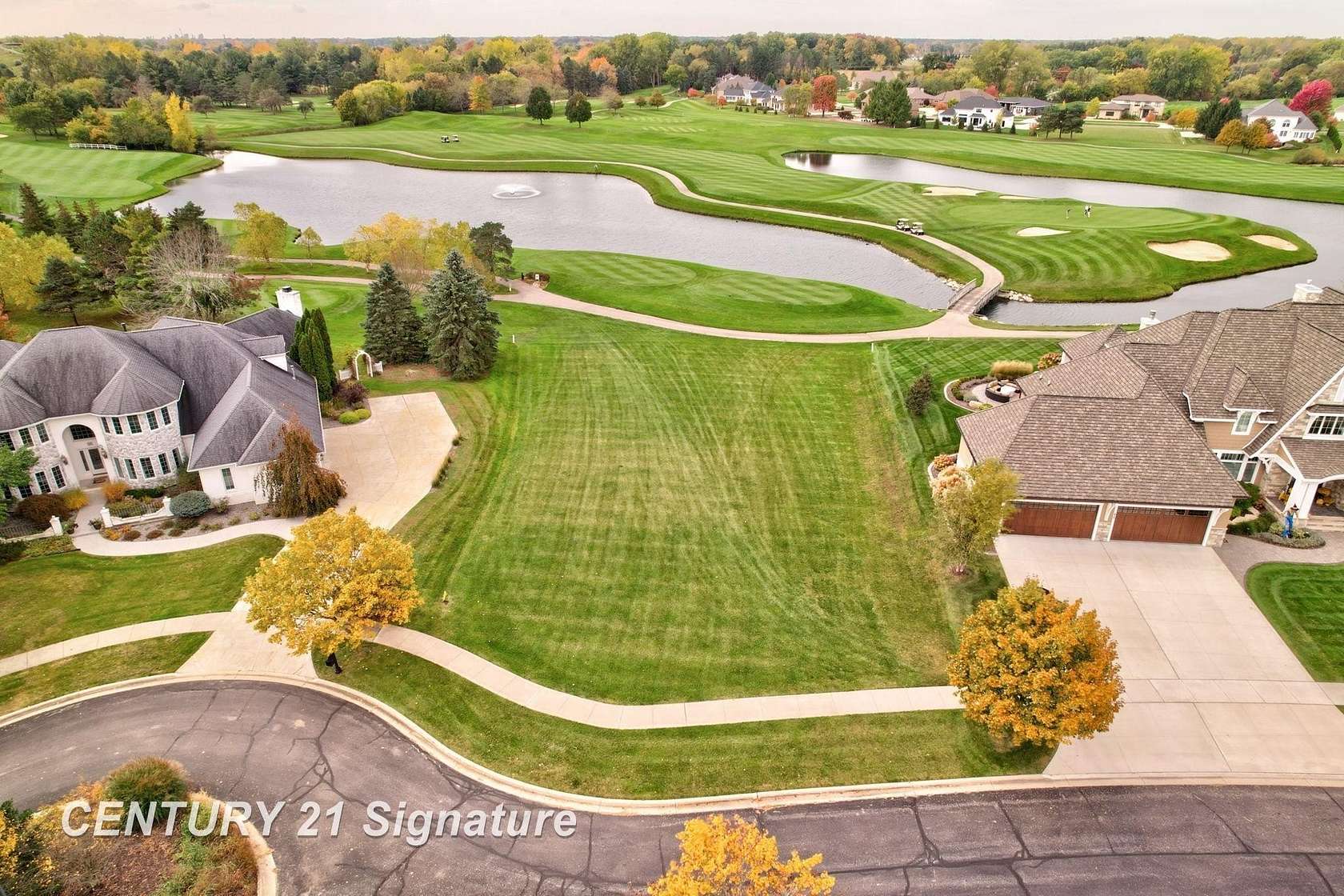 0.41 Acres of Residential Land for Sale in Freeland, Michigan