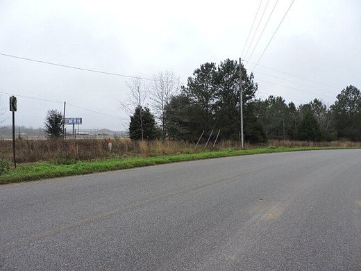 4.4 Acres of Commercial Land for Sale in Adel, Georgia