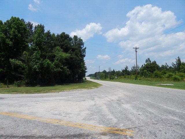 2.9 Acres of Residential Land for Sale in Summerton, South Carolina