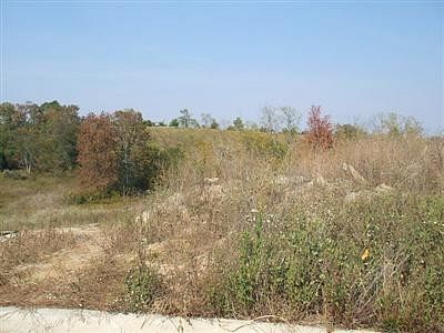 0.25 Acres of Land for Sale in Lawrenceburg, Kentucky