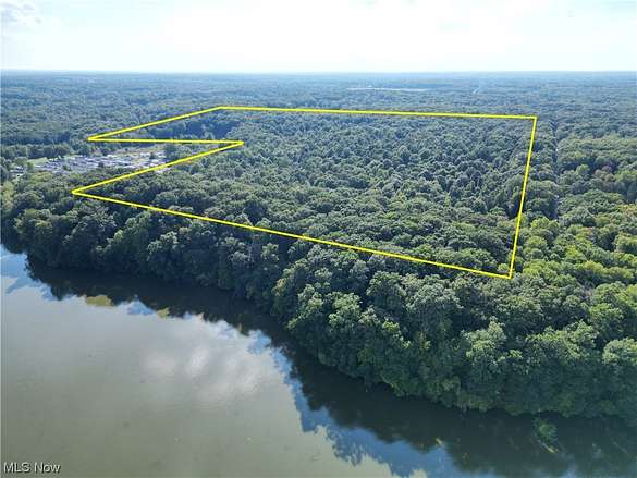54 Acres of Land for Sale in Lake Milton, Ohio