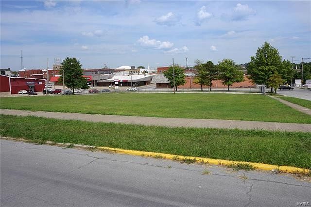 0.9 Acres of Commercial Land for Sale in Rolla, Missouri