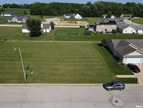 0.23 Acres of Residential Land for Sale in Eureka, Illinois