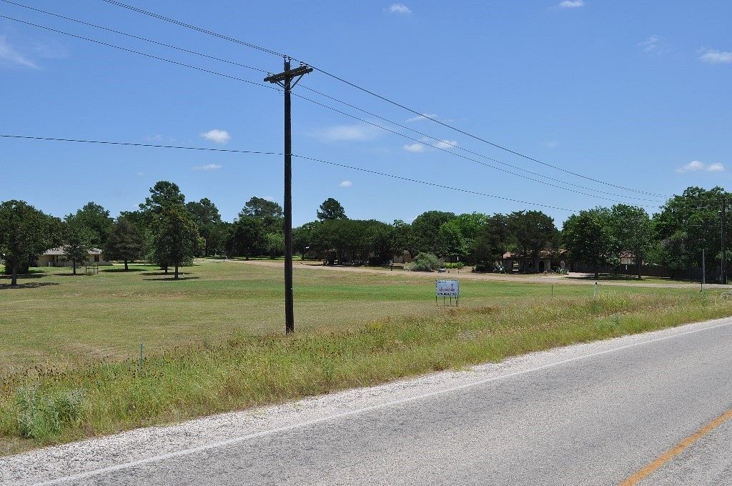 1.5 Acres of Commercial Land for Sale in La Grange, Texas