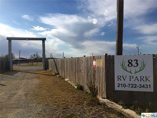 3 Acres of Improved Commercial Land for Sale in La Pryor, Texas