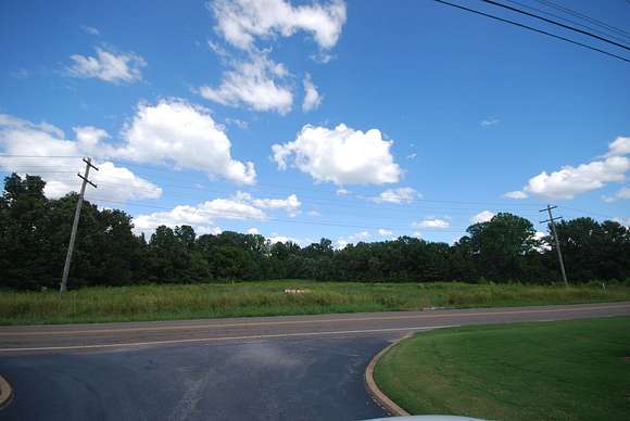 5.95 Acres of Land for Sale in Jackson, Tennessee