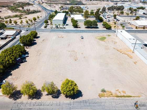 2.1 Acres of Mixed-Use Land for Sale in Holtville, California