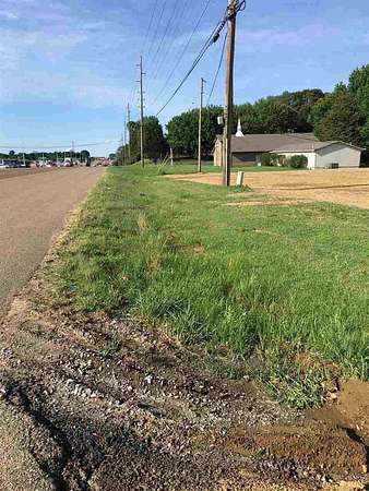 0.92 Acres of Land for Sale in Dyersburg, Tennessee