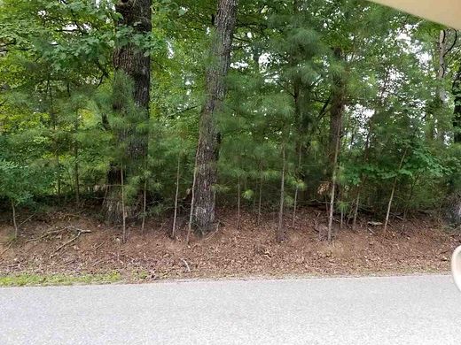1 Acre of Residential Land for Sale in Jackson, Tennessee