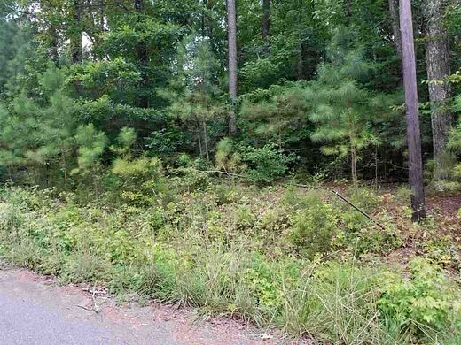 1.3 Acres of Residential Land for Sale in Jackson, Tennessee