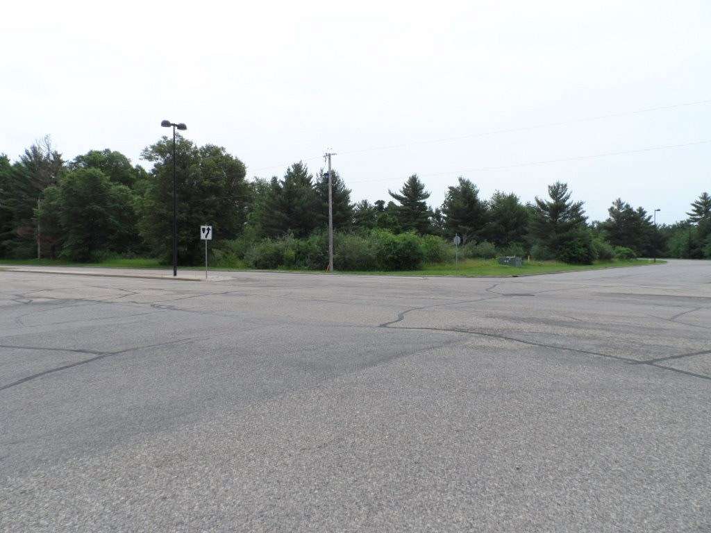 4.35 Acres of Commercial Land for Sale in Wisconsin Rapids, Wisconsin