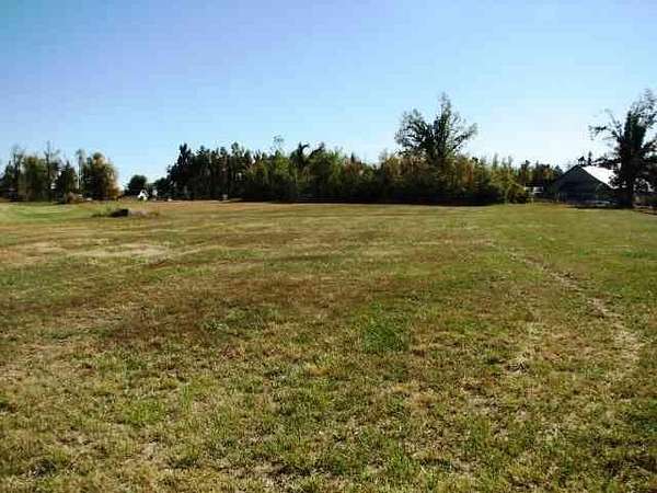 1.14 Acres of Mixed-Use Land for Sale in Paducah, Kentucky