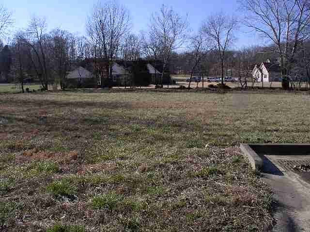 0.43 Acres of Residential Land for Sale in Benton, Kentucky