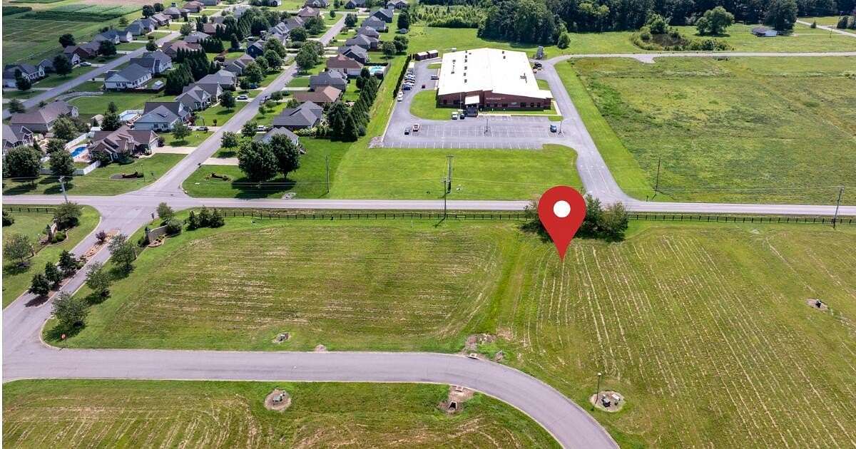 0.9 Acres of Residential Land for Sale in Murray, Kentucky