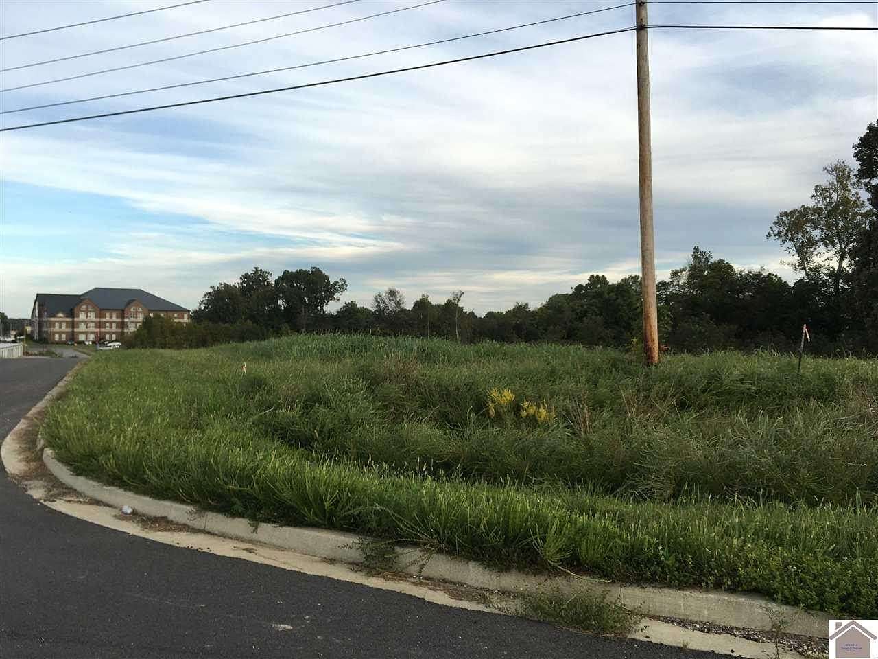 1 Acre of Commercial Land for Sale in Benton, Kentucky