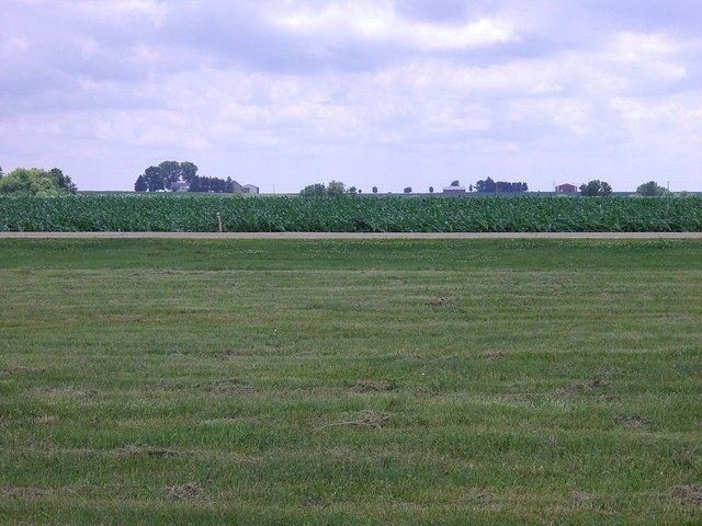 0.32 Acres of Residential Land for Sale in Earlville, Illinois