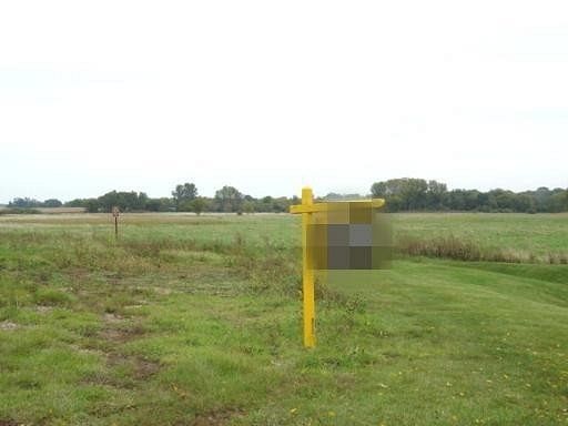 0.32 Acres of Residential Land for Sale in Lindenhurst, Illinois