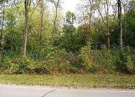 0.95 Acres of Residential Land for Sale in McHenry, Illinois