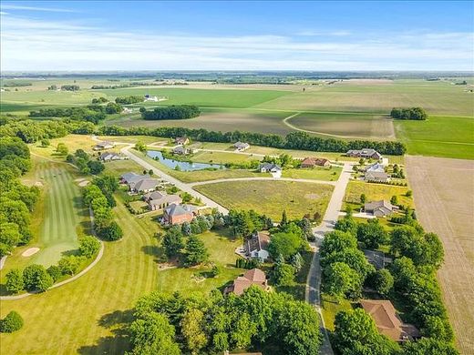 0.3 Acres of Residential Land for Sale in Bloomington, Illinois
