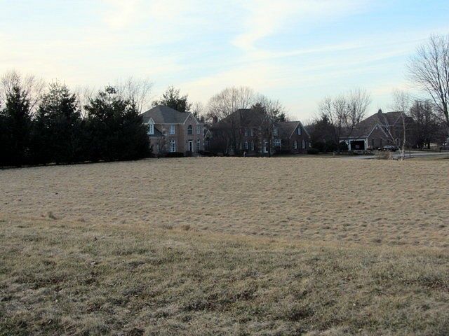 0.75 Acres of Residential Land for Sale in Crystal Lake, Illinois