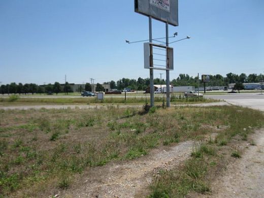 2.14 Acres of Commercial Land for Sale in Sikeston, Missouri