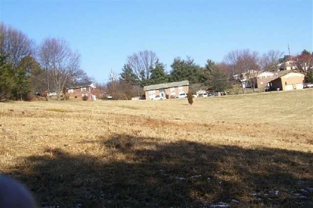 1.1 Acres of Commercial Land for Sale in Morristown, Tennessee