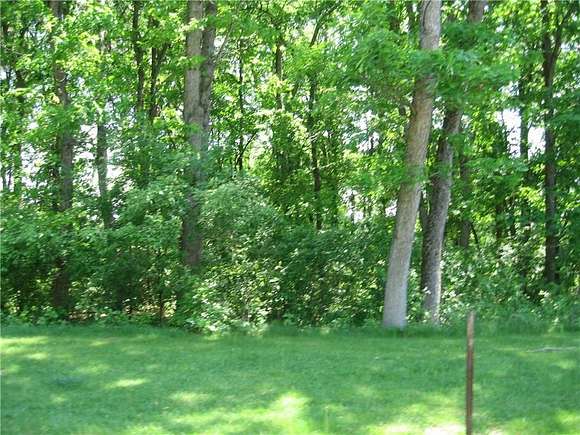 0.31 Acres of Residential Land for Sale in Eau Claire, Wisconsin