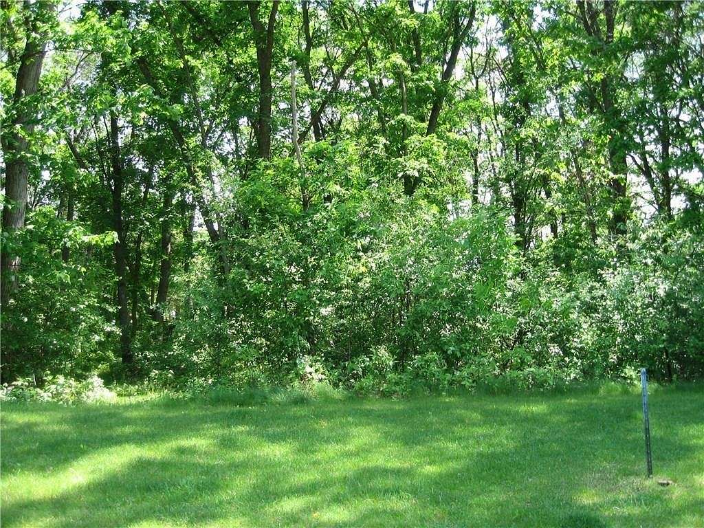 0.31 Acres of Residential Land for Sale in Eau Claire, Wisconsin