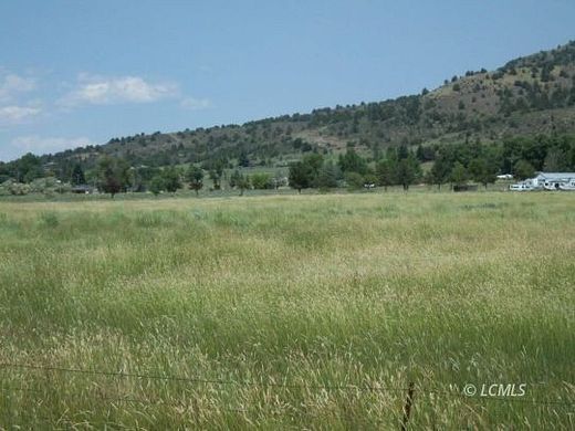 59 Acres of Agricultural Land for Sale in Lakeview, Oregon