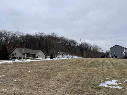 0.31 Acres of Residential Land for Sale in Mazomanie, Wisconsin