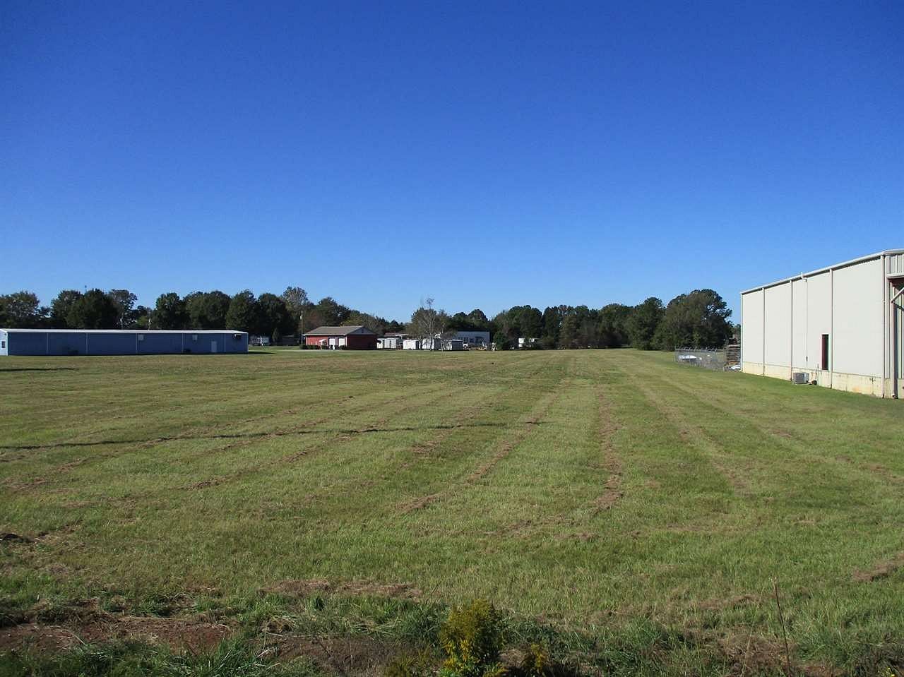 4.5 Acres of Commercial Land for Sale in Byron, Georgia