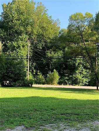 0.63 Acres of Mixed-Use Land for Sale in Martinsville, Indiana