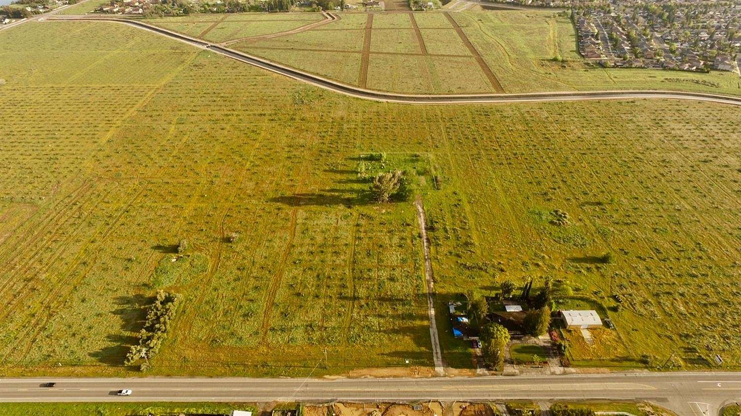 18.91 Acres of Mixed-Use Land for Sale in Fresno, California