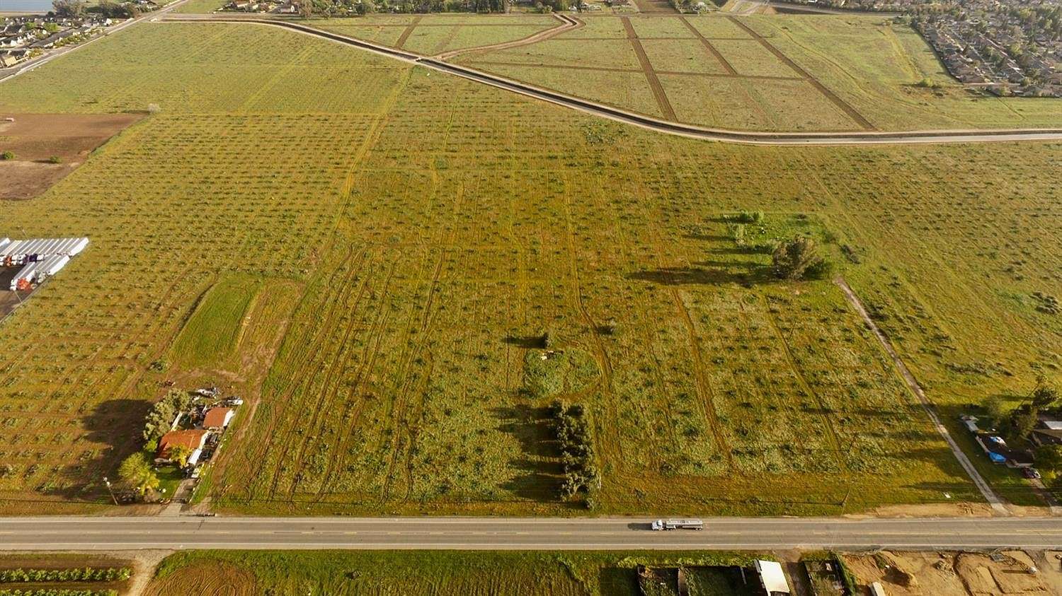 18.3 Acres of Commercial Land for Sale in Fresno, California